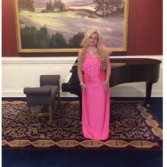 Meet your Posher, Cathy - Picture 5 of 7